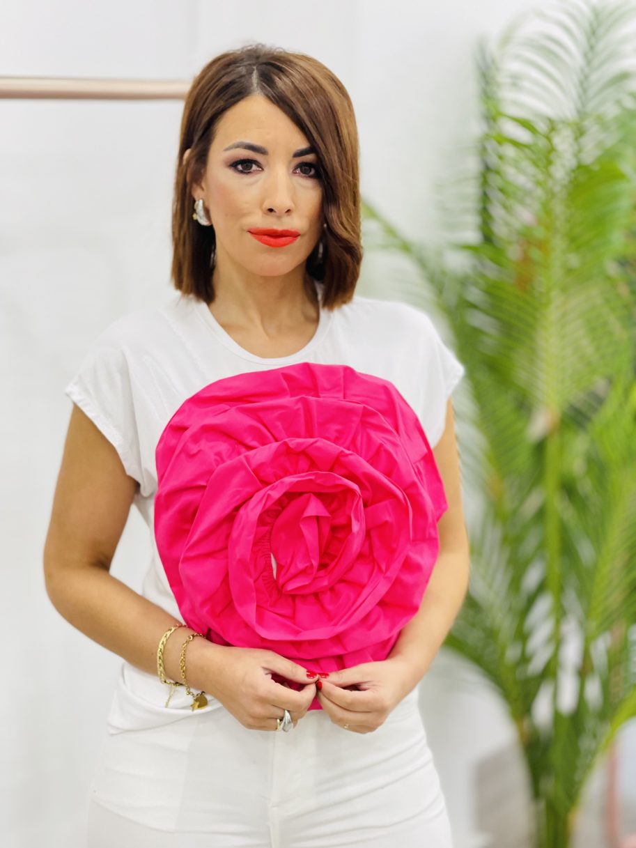 Top Maxi-Flor Volumen Blanca y Rosa